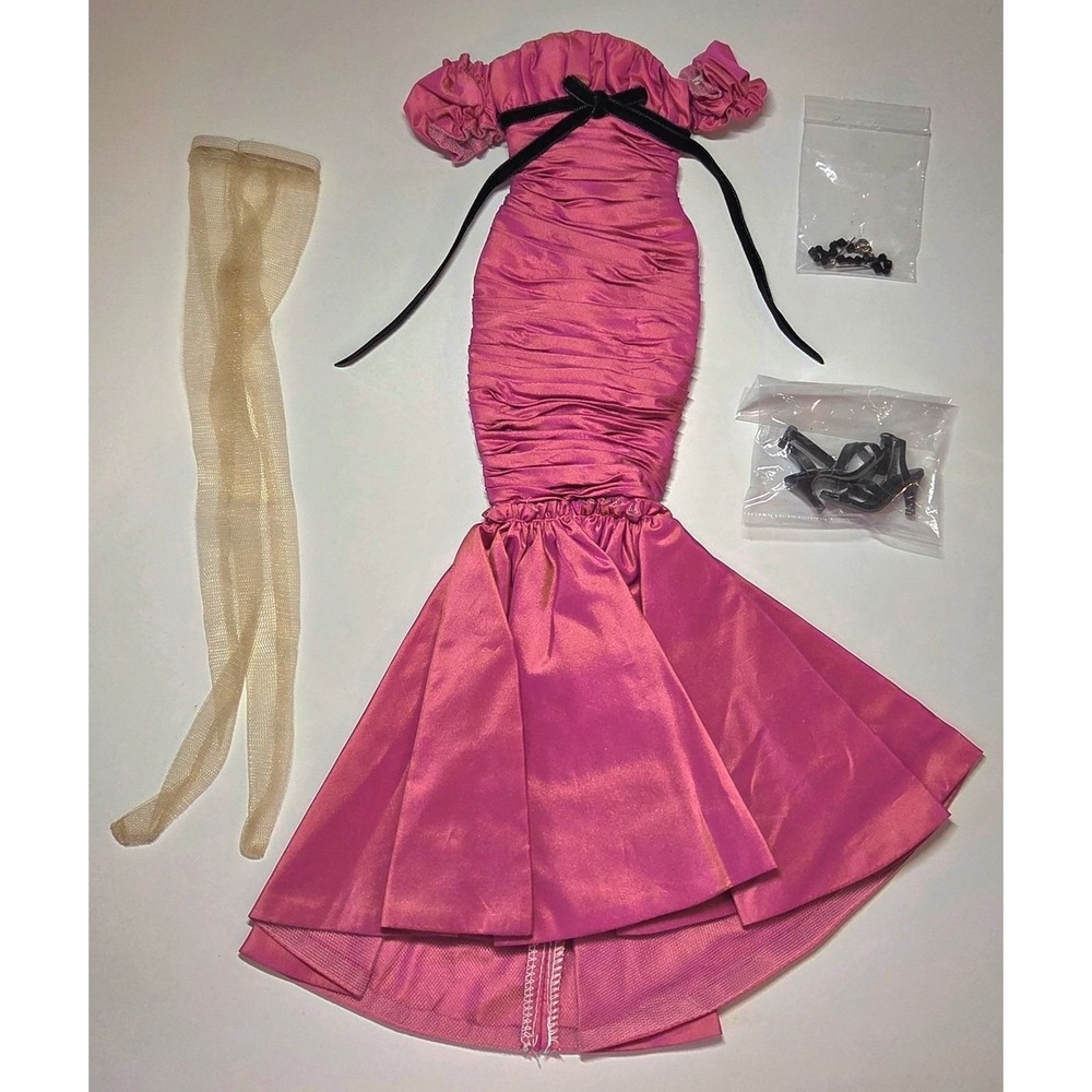 Tonner-Tyler Wentworth 16" Doll Outfit "Endless Evening" (As shown)